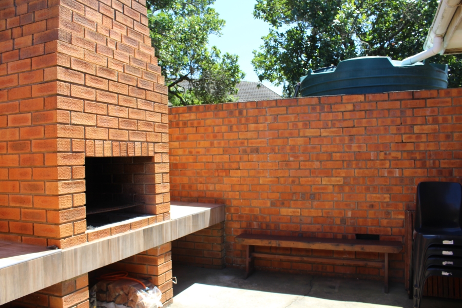 3 Bedroom Property for Sale in Kleinemonde Eastern Cape